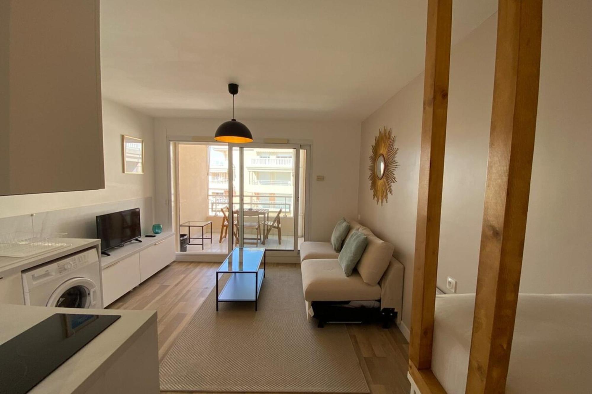 06Ai - Beautiful Renovated Studio - Sea And Pool View 瓦洛里 外观 照片