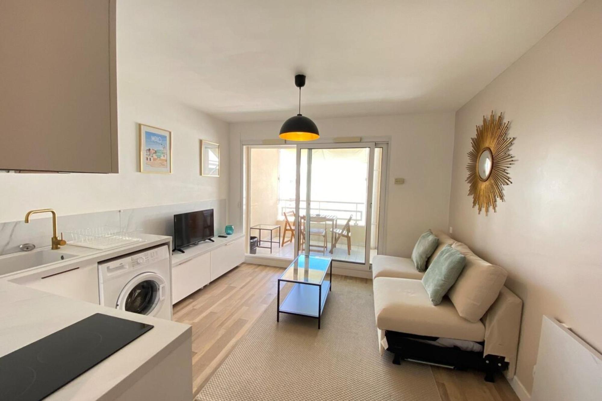 06Ai - Beautiful Renovated Studio - Sea And Pool View 瓦洛里 外观 照片