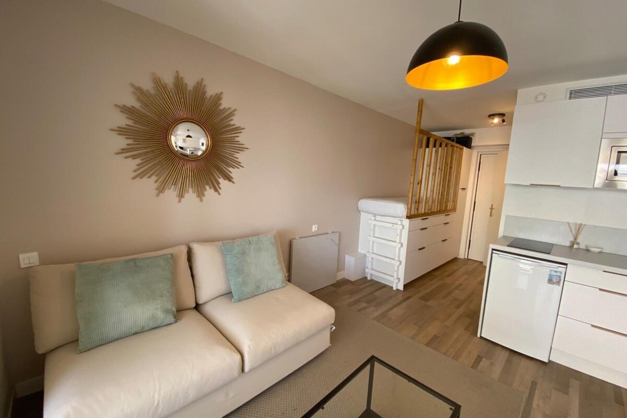 06Ai - Beautiful Renovated Studio - Sea And Pool View 瓦洛里 外观 照片